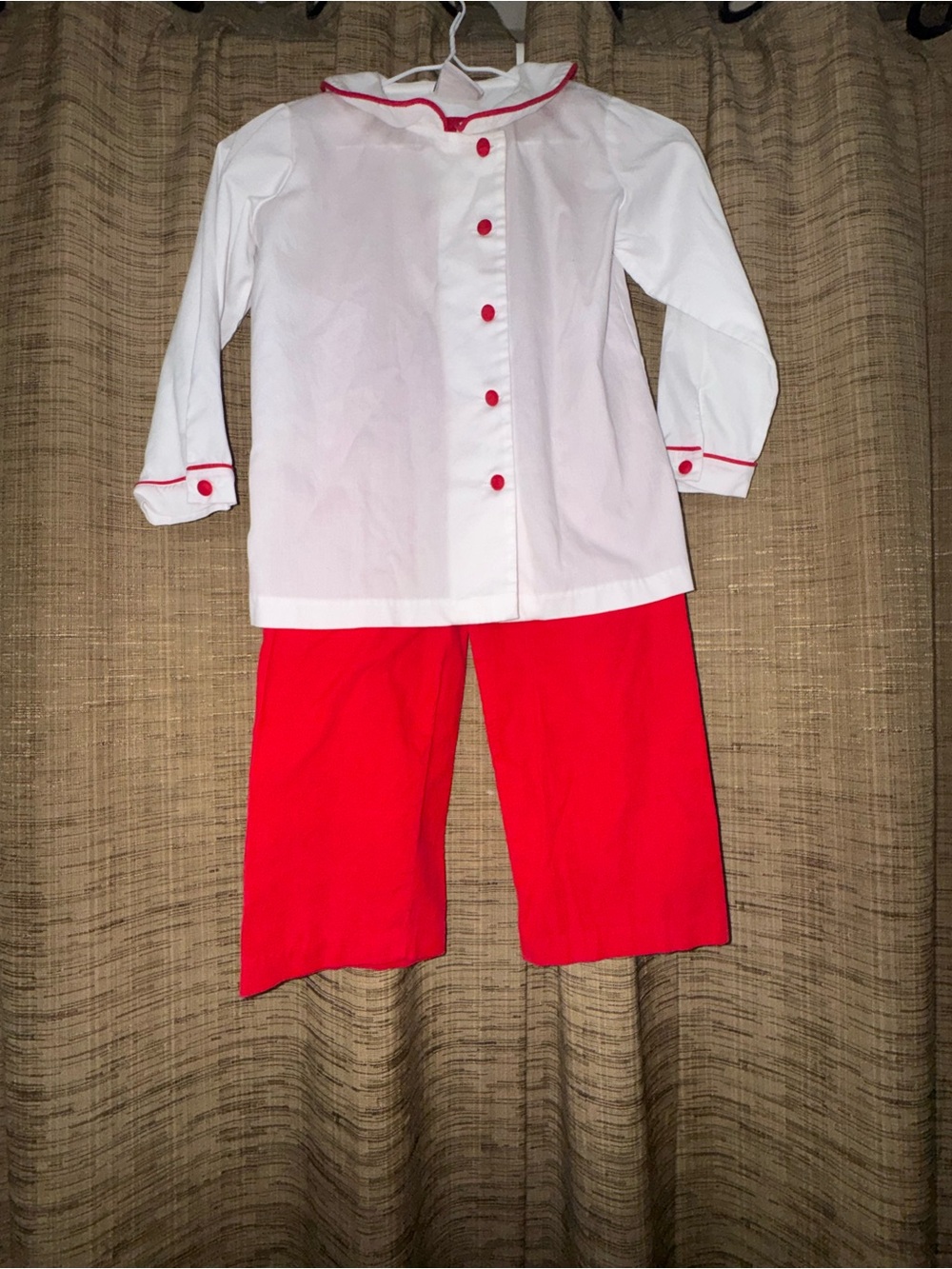 Kids Two-Piece White and Red Set with Contrast Trim VGUC
